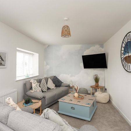 A Mor Apartment Llanfairpwllgwyngyll Bagian luar foto