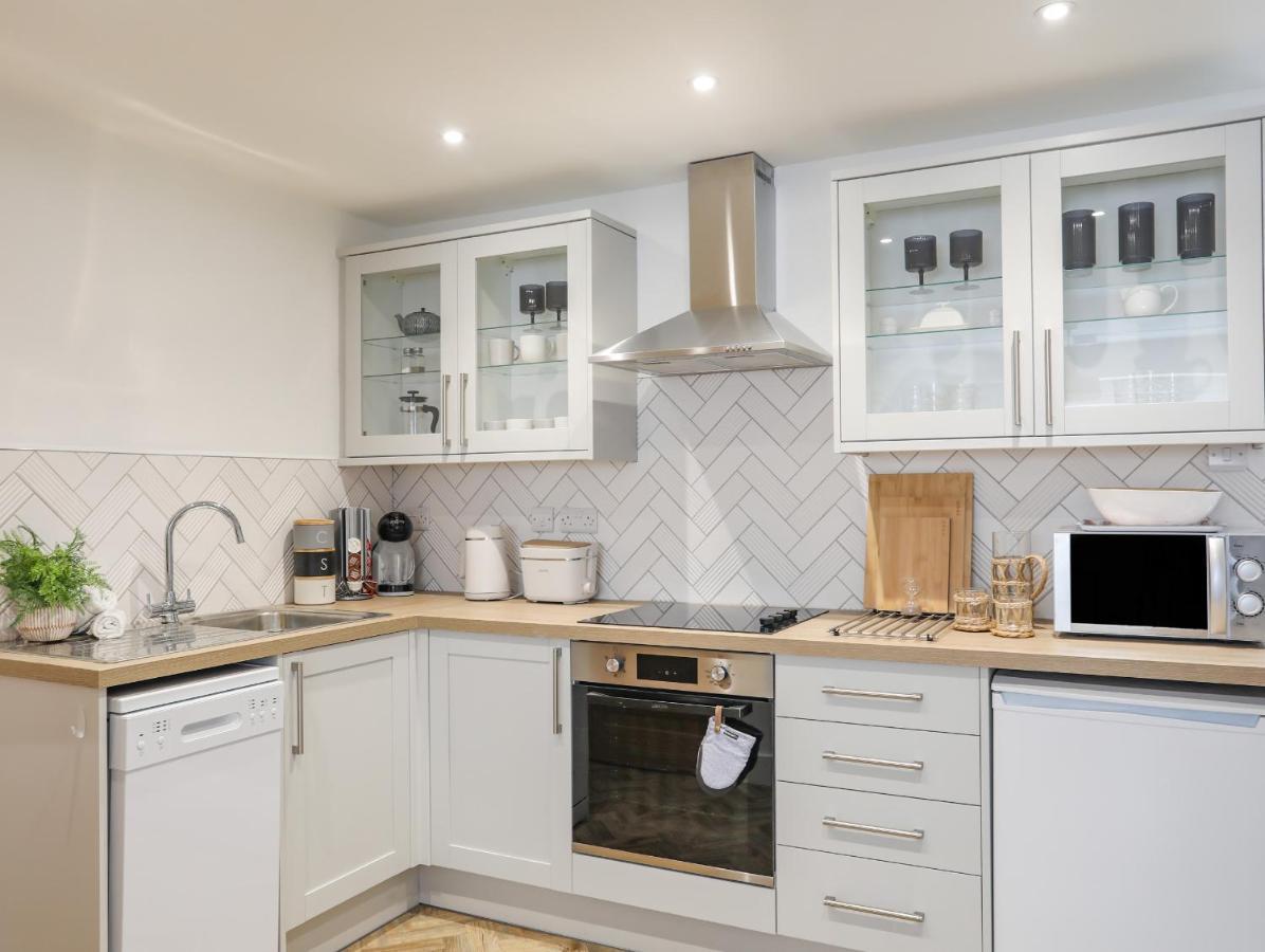 A Mor Apartment Llanfairpwllgwyngyll Bagian luar foto